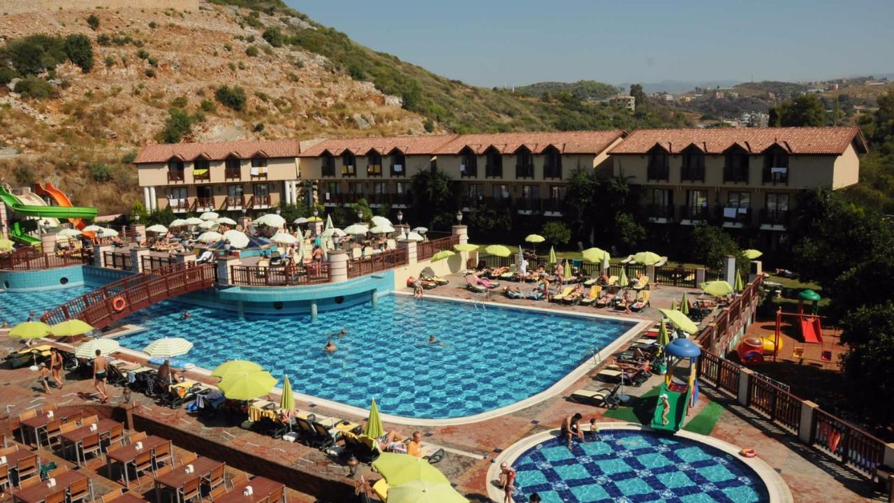Noxinn Club Hotel Konaklı Exterior foto